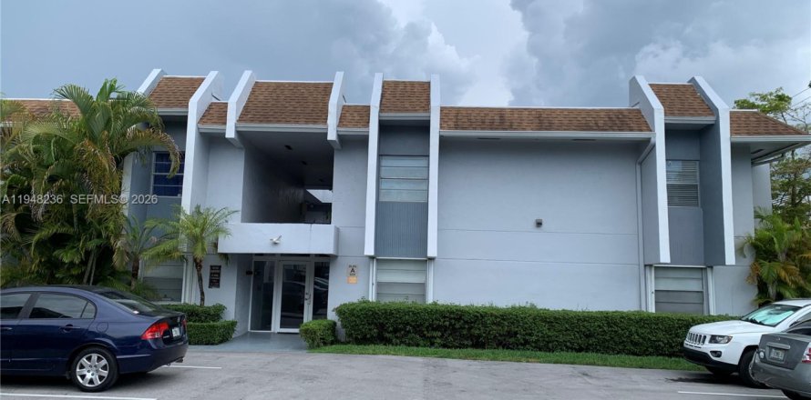 Condo in Miami, Florida, 1 bedroom  № 2004472