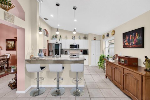 House in Boynton Beach, Florida 3 bedrooms, 161.46 sq.m. № 2399996 - photo 16