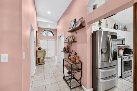 House in Boynton Beach, Florida 3 bedrooms, 161.46 sq.m. № 2399996 - photo 14