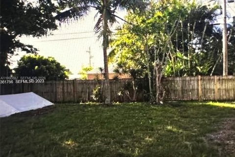 Casa en alquiler en Boca Raton, Florida, 2 dormitorios, 65.03 m2 № 2058043 - foto 8