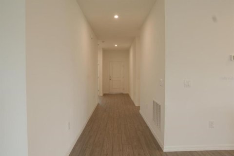 Villa ou maison à louer à Haines City, Floride: 4 chambres, 170.85 m2 № 2204617 - photo 5