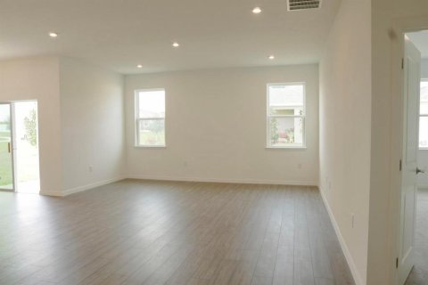 Villa ou maison à louer à Haines City, Floride: 4 chambres, 170.85 m2 № 2204617 - photo 6
