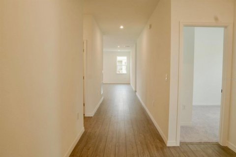 Villa ou maison à louer à Haines City, Floride: 4 chambres, 170.85 m2 № 2204617 - photo 4