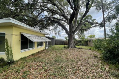 House in Largo, Florida 2 bedrooms, 107.77 sq.m. № 2236061 - photo 4
