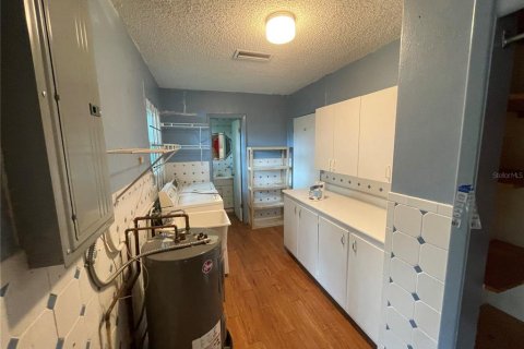 House in Largo, Florida 2 bedrooms, 107.77 sq.m. № 2236061 - photo 8