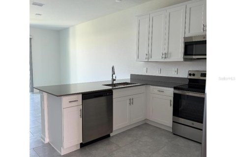 Купить таунхаус в Киссимми, Флорида 3 комнаты, 166.95м2, № 1750682 - фото 3