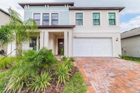House in New Port Richey, Florida 4 bedrooms, 244.05 sq.m. № 2231344