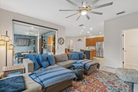 Casa en venta en Sarasota, Florida, 4 dormitorios, 221.11 m2 № 1904707 - foto 19