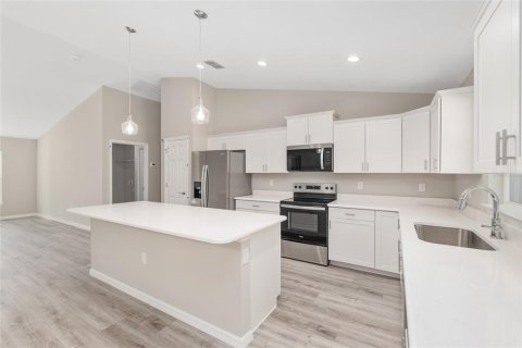 Villa ou maison à vendre à Dunnellon, Floride: 3 chambres, 157.47 m2 № 2283645 - photo 8