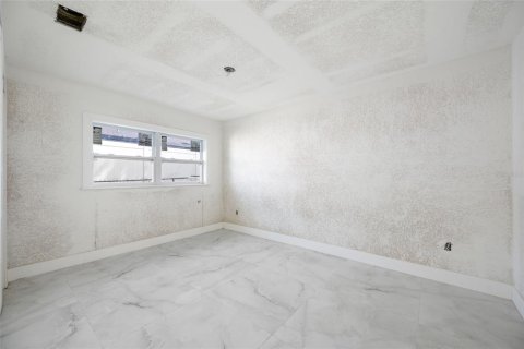 Villa ou maison à vendre à Tampa, Floride: 4 chambres, 189.99 m2 № 2427185 - photo 23