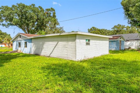 Villa ou maison à vendre à Tampa, Floride: 4 chambres, 189.99 m2 № 2427185 - photo 9