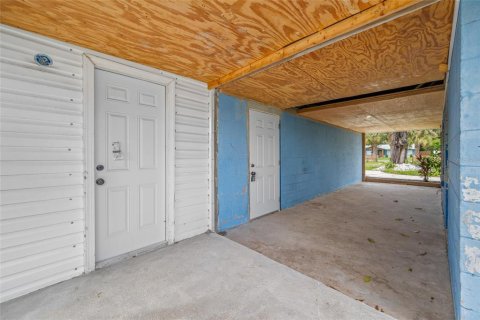 Villa ou maison à vendre à Tampa, Floride: 4 chambres, 189.99 m2 № 2427185 - photo 11