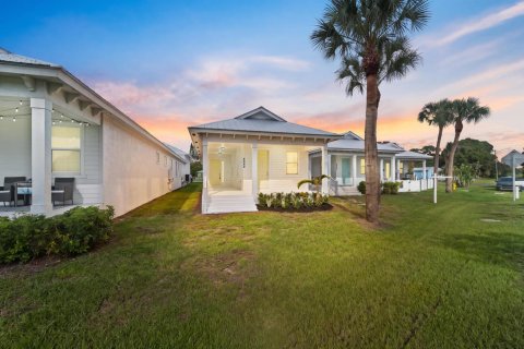 House in Stuart, Florida 3 bedrooms, 164.62 sq.m. № 2169410