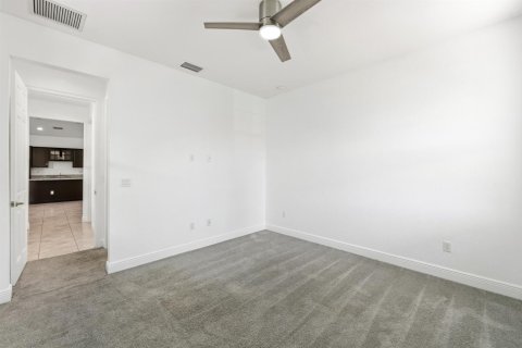 House in Stuart, Florida 3 bedrooms, 164.62 sq.m. № 2169410 - photo 27