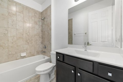 House in Stuart, Florida 3 bedrooms, 164.62 sq.m. № 2169410 - photo 30