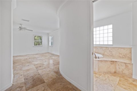 Villa ou maison à louer à Tampa, Floride: 4 chambres, 244.61 m2 № 1789320 - photo 26