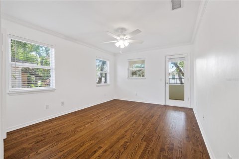 Villa ou maison à louer à Tampa, Floride: 4 chambres, 244.61 m2 № 1789320 - photo 19