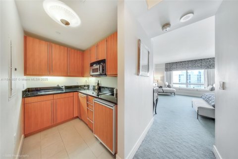 Copropriété à vendre à Miami, Floride: 56.76 m2 № 1878387 - photo 7