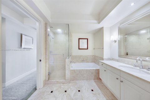 Copropriété à vendre à Miami, Floride: 56.76 m2 № 1878387 - photo 4