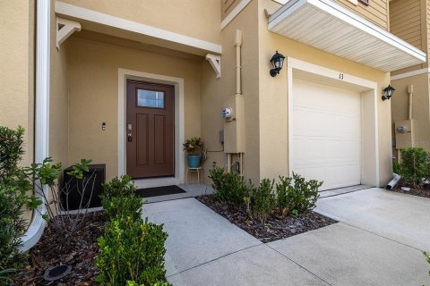 Townhouse in Port Orange, Florida 3 bedrooms, 150.87 sq.m. № 1918588 - photo 2