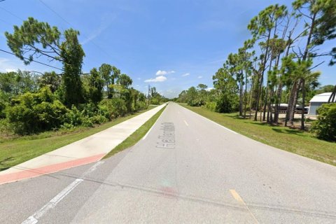 Land in Port Charlotte, Florida № 2206925 - photo 5