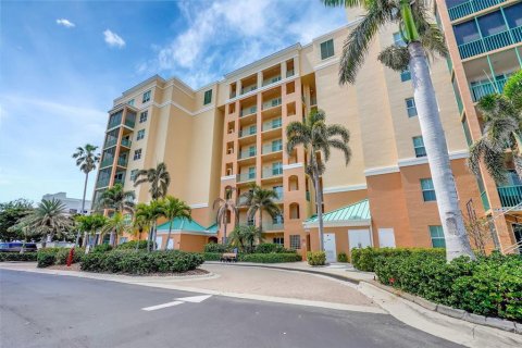 Condo in Punta Gorda, Florida, 2 bedrooms № 2109931 - photo 22