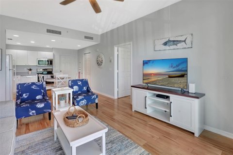 Condo in Punta Gorda, Florida, 2 bedrooms № 2109931 - photo 3