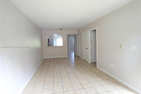 Condominio en venta en Homestead, Florida, 2 dormitorios, 85.47 m2 № 2168066 - foto 3