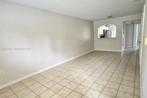 Condominio en venta en Homestead, Florida, 2 dormitorios, 85.47 m2 № 2168066 - foto 2