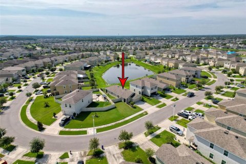Casa en venta en Wesley Chapel, Florida, 3 dormitorios, 139.73 m2 № 1905775 - foto 10