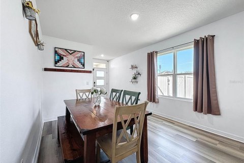 Casa en venta en Wesley Chapel, Florida, 3 dormitorios, 139.73 m2 № 1905775 - foto 20