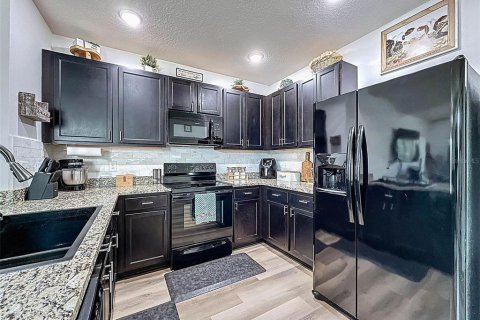 Casa en venta en Wesley Chapel, Florida, 3 dormitorios, 139.73 m2 № 1905775 - foto 27