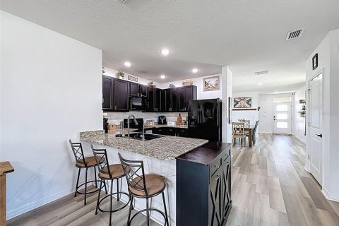 Casa en venta en Wesley Chapel, Florida, 3 dormitorios, 139.73 m2 № 1905775 - foto 30