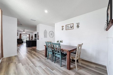 Casa en venta en Wesley Chapel, Florida, 3 dormitorios, 139.73 m2 № 1905775 - foto 23