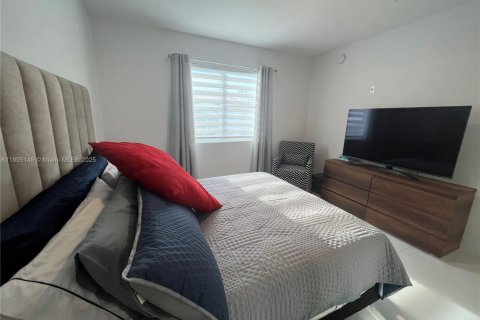 Copropriété à louer à Doral, Floride: 2 chambres, 109.9 m2 № 1956619 - photo 10