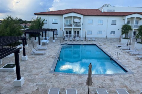 Copropriété à louer à Doral, Floride: 2 chambres, 109.9 m2 № 1956619 - photo 24