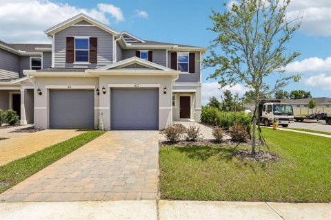 Townhouse in Lake Wales, Florida 3 bedrooms, 156.54 sq.m. № 2379429