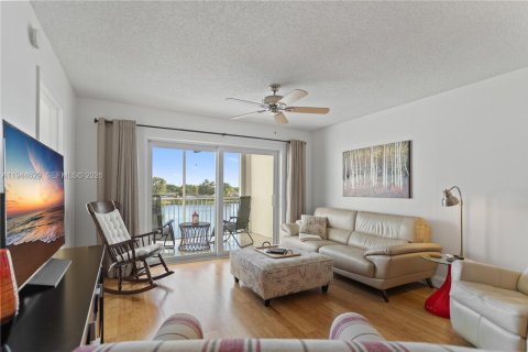 Купить кондоминиум в Санрайз, Флорида 2 спальни, 95.69м2, № 2002232 - фото 14