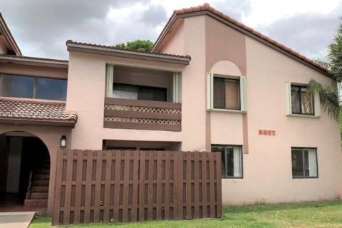 Condo in Miami, Florida, 3 bedrooms  № 1799288 - photo 11