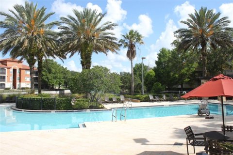 Condo in Orlando, Florida, 2 bedrooms  № 1832816 - photo 19