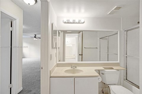 Снять в аренду кондоминиум в Корал-Спрингс, Флорида 1 спальня, 65.03м2, № 1990540 - фото 27