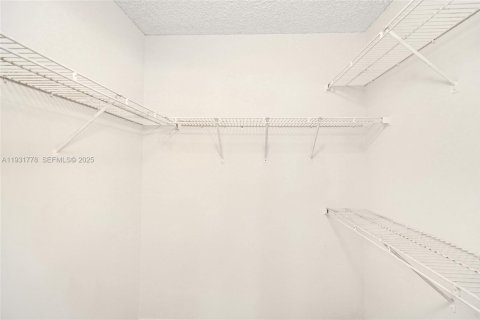 Снять в аренду кондоминиум в Корал-Спрингс, Флорида 1 спальня, 65.03м2, № 1990540 - фото 25