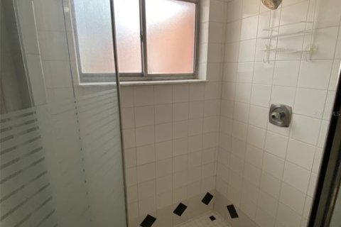 Casa en venta en Orlando, Florida, 2 dormitorios, 120.4 m2 № 1913235 - foto 15