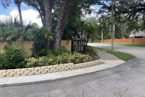 Casa en venta en Orlando, Florida, 2 dormitorios, 120.4 m2 № 1913235 - foto 2