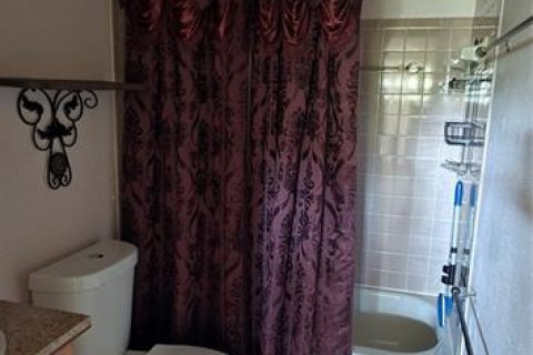 Villa ou maison à louer à Ocala, Floride: 3 chambres, 138.42 m2 № 1880425 - photo 8