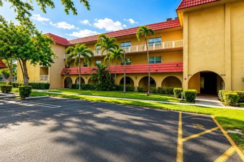 Condo à Coral Springs, Floride, 2 chambres № 2171014