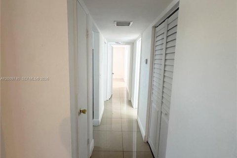 Copropriété à vendre à Coral Springs, Floride: 2 chambres, 100.33 m2 № 2171014 - photo 7