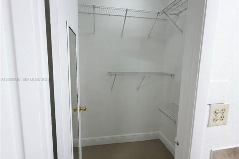 Copropriété à vendre à Coral Springs, Floride: 2 chambres, 100.33 m2 № 2171014 - photo 11