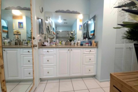 Copropriété à vendre à Bradenton, Floride: 3 chambres, 170.38 m2 № 2405108 - photo 13