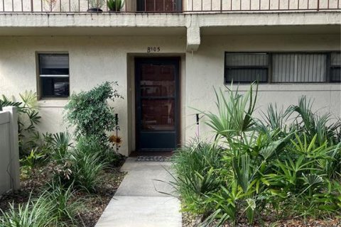 Condo in Mount Dora, Florida, 2 bedrooms  № 2234301 - photo 13